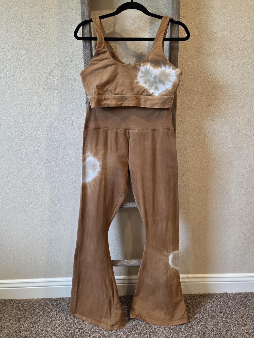 Offline By aerie Women's Brown Tie-Dye Flare Pants & Matching Top - Size Large